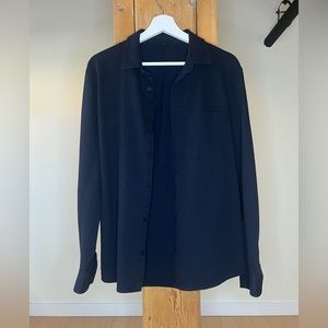 Lululemon Black/Blue Medium Collared Shirt